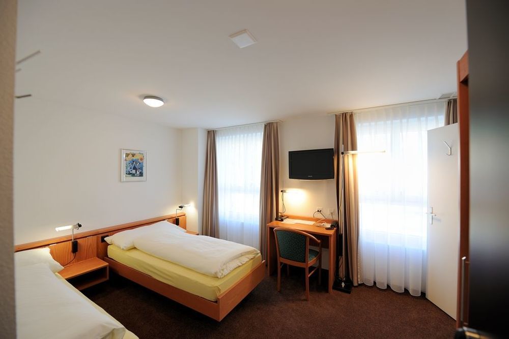 Hotel Freihof Swiss Lodge Unterägeri Стая снимка