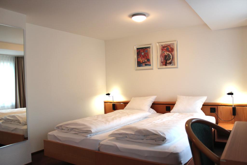 Hotel Freihof Swiss Lodge Unterägeri Стая снимка