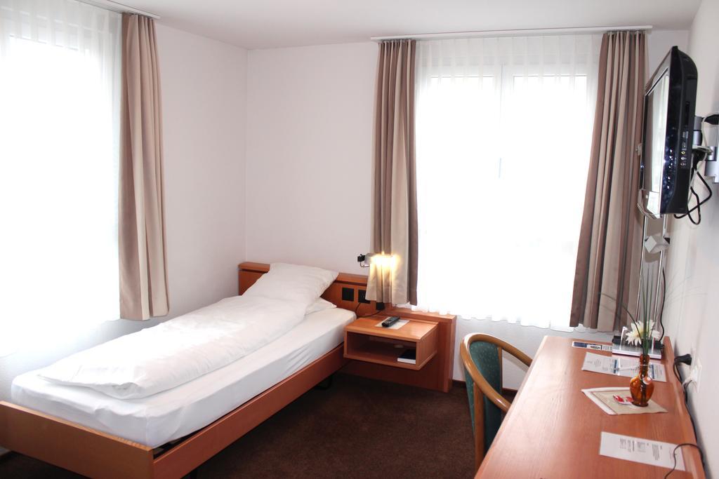 Hotel Freihof Swiss Lodge Unterägeri Стая снимка