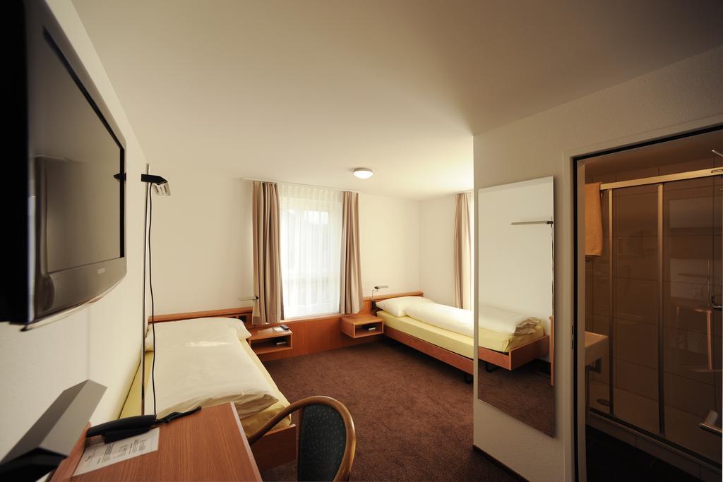 Hotel Freihof Swiss Lodge Unterägeri Стая снимка
